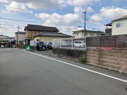 杉山手A駐車場２.jpg