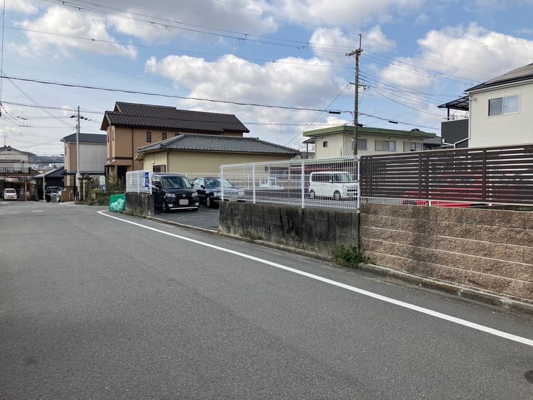 杉山手A駐車場２.jpg