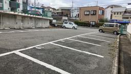 藤阪中町駐車場3.jpg