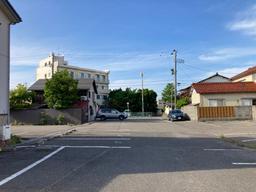 丸新学校町駐車場外観②jpg.jpg