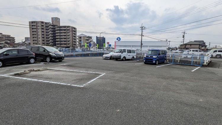 第4駐車場01.jpg