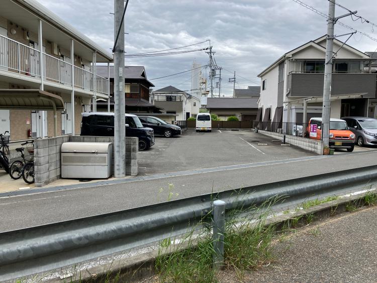 27013タナカモータープール02.jpg