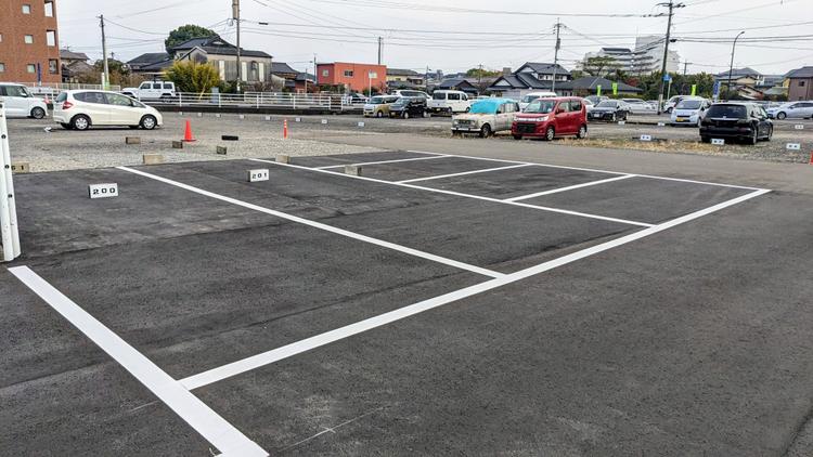 第5駐車場_200-201.jpg
